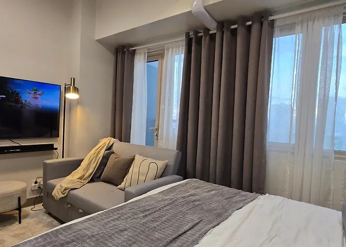 Apartment Homey Roxas Blvd Pool Parking Wifi *